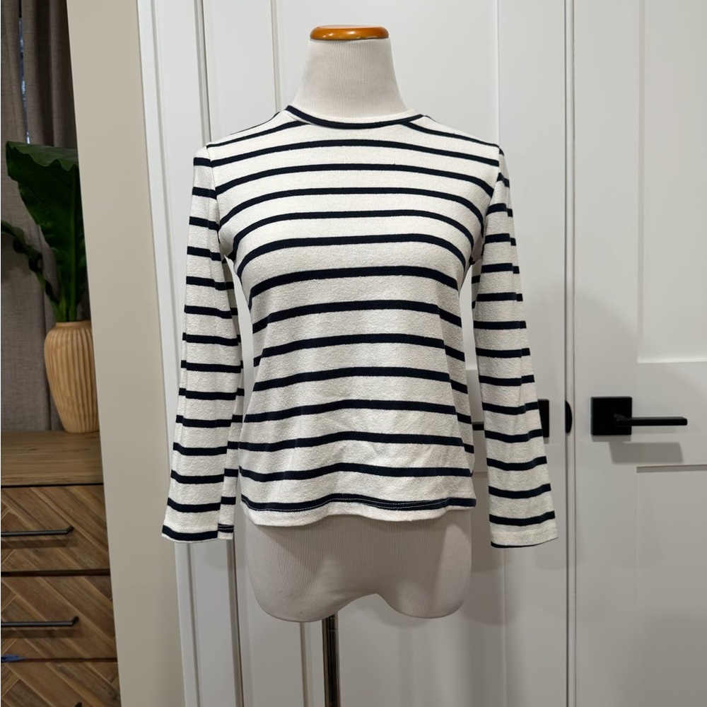 Classic Black and White Striped Long Sleeve Top